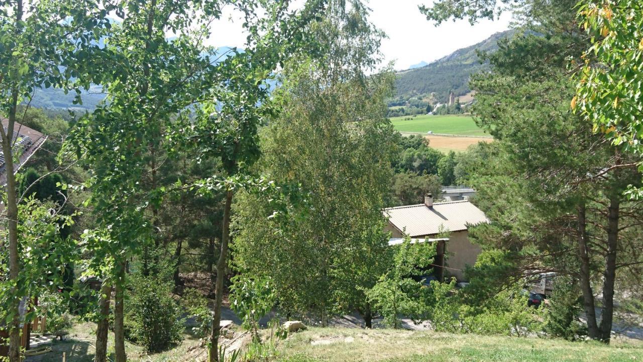 Chambre Les Ormes Enchastrayes Екстериор снимка